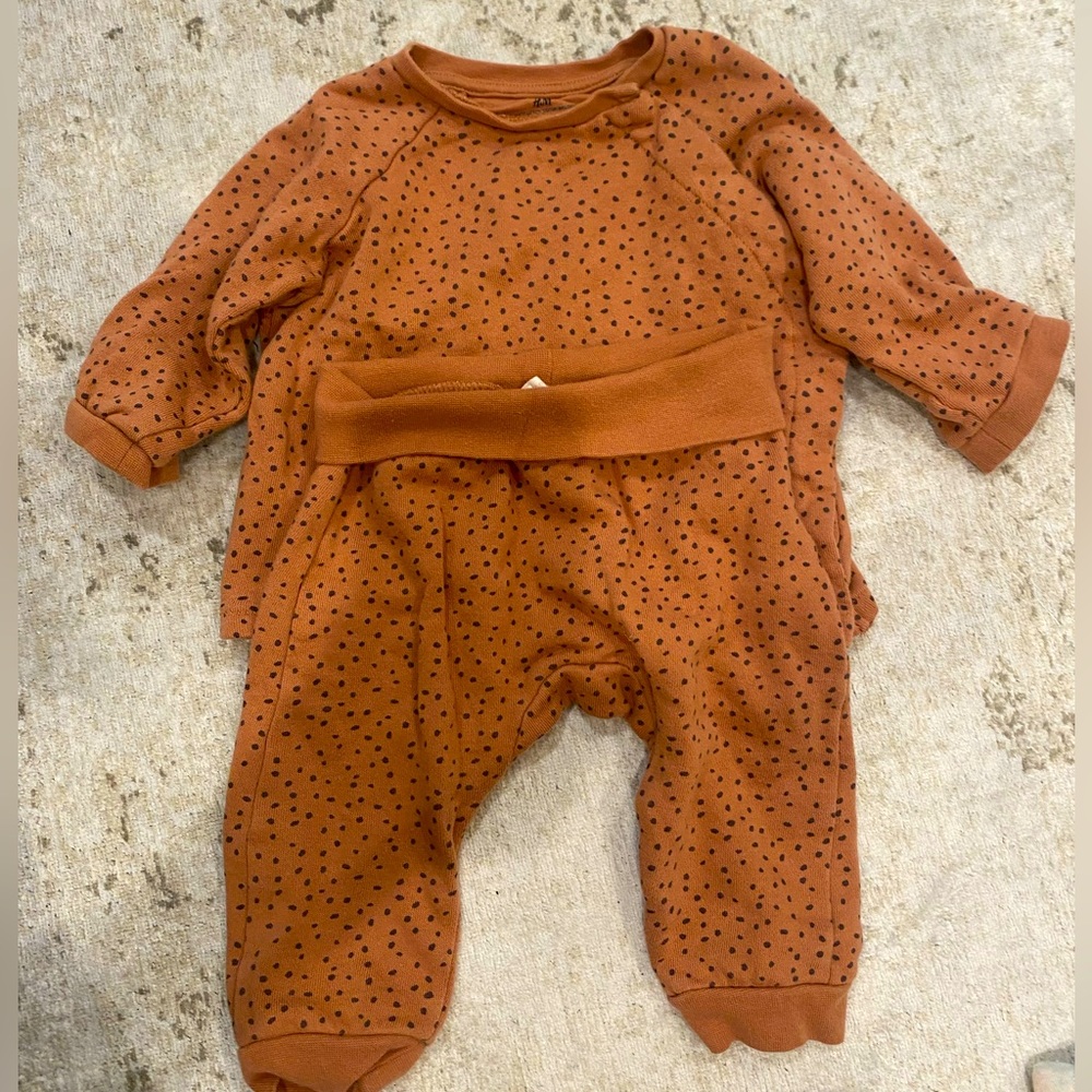 H&M matching baby set